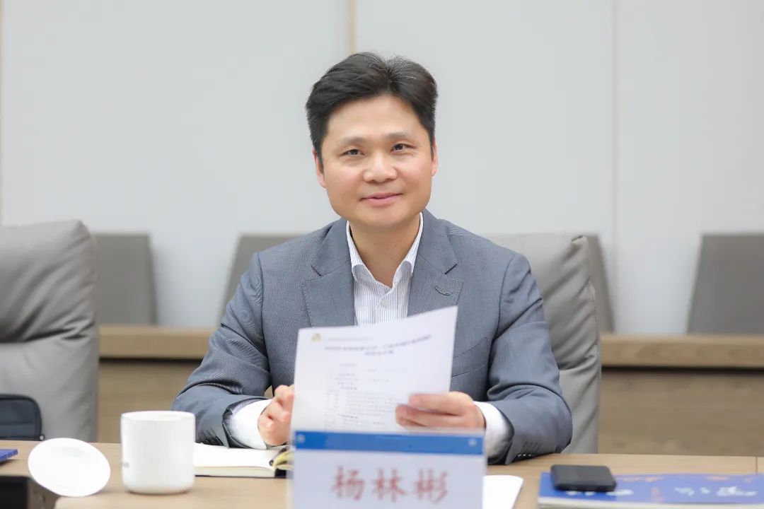 12.7(2).jpg 12.7(2).jpg